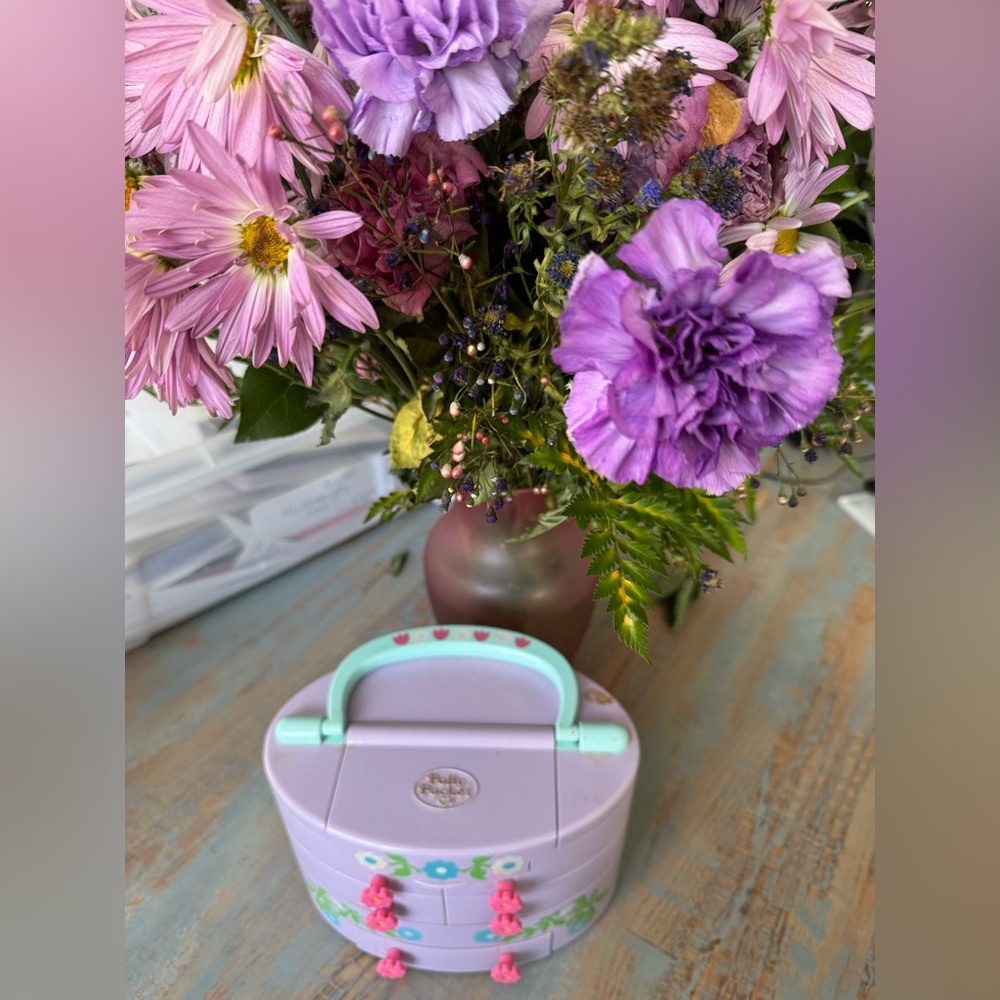 Polly Pocket 1991 Vintage Bluebird Pullout Playhouse Jewelry Box - Picture 2 of 16
